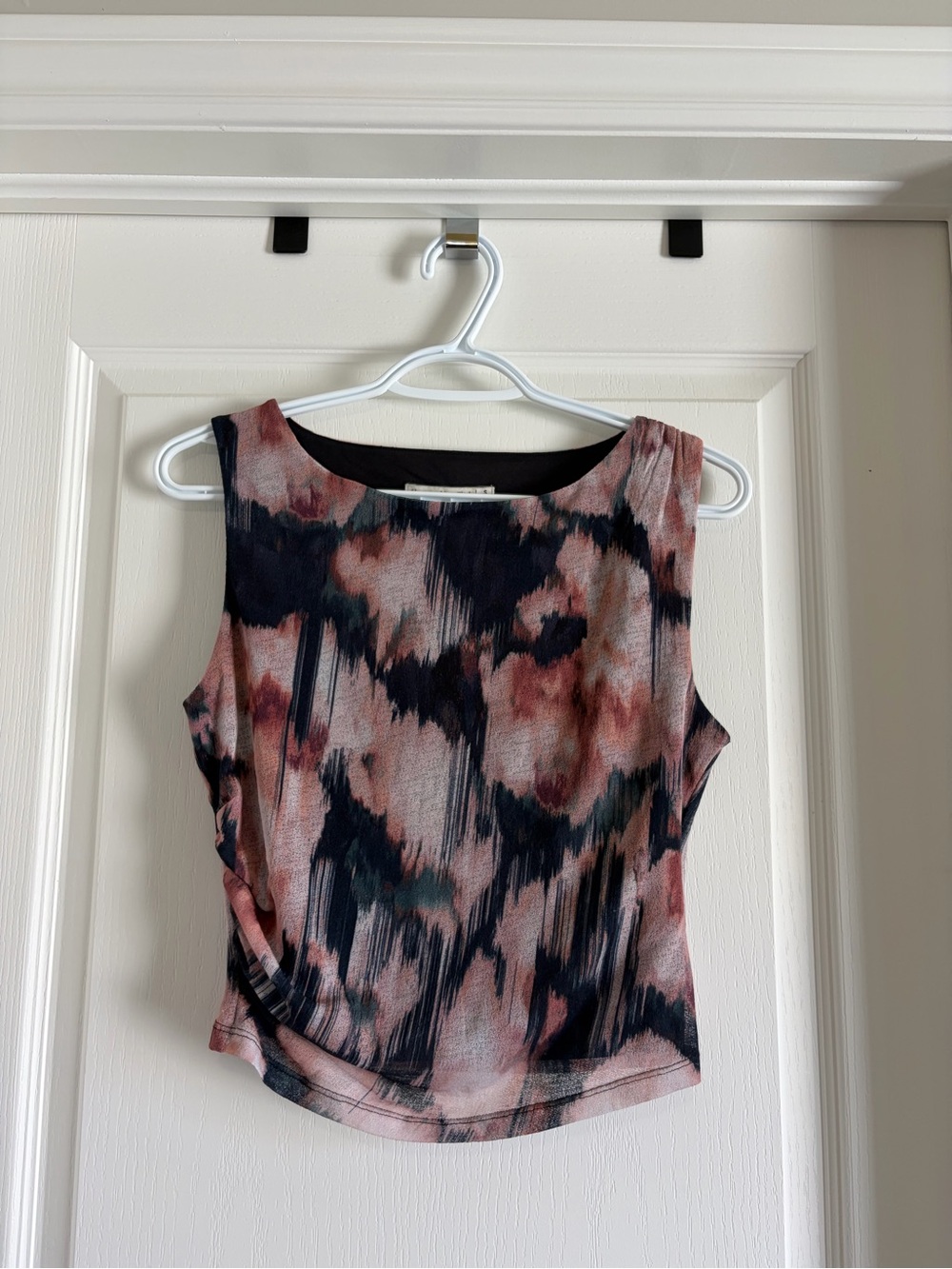 SET Abercrombie & Fitch Abstract Print Sleeveless Tank and maxi skirt